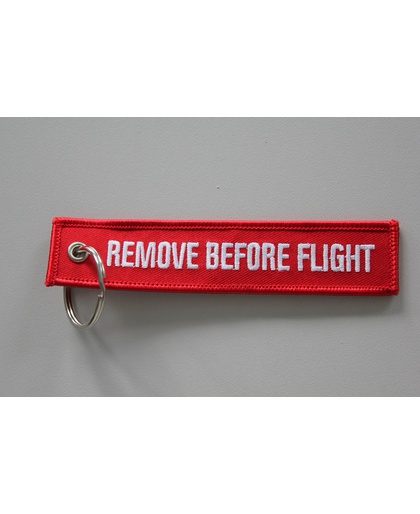 Prívesok na kľúče REMOVE BEFORE FLIGHT