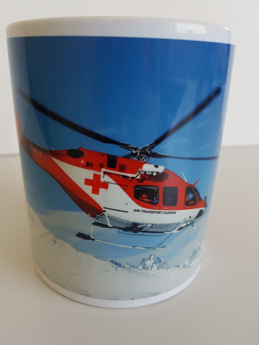 Hrnček s fotografiou vrtuľníka Bell 429 č. 2
