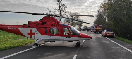 Záchranársky vrtuľník letel k nehode autobusu pri Dolnom Bare