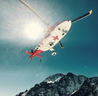 Leteckí záchranári leteli na pomoc mužovi na Zbojnícku chatu