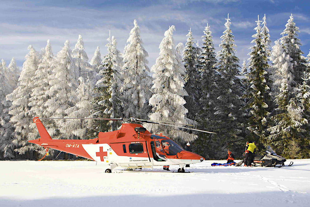 Helicopter emergency medical service