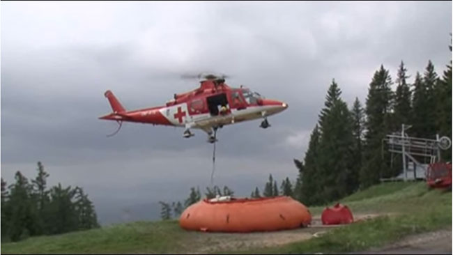 Vrtuľníky VZZS ATE na taktickom cvičení HaZZ na Hrebienku